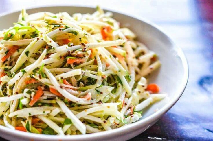 Капуста кольраби фото рецепты салаты простые Kohlrabi and Carrot Slaw Kohlrabi recipes, Kohlrabi slaw, Slaw recipes