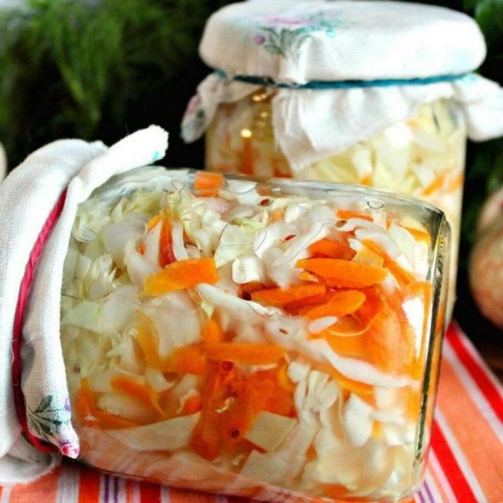 Капуста маринованная в банках фото Капуста маринованная 3 литровых банках рецепт: найдено 89 картинок