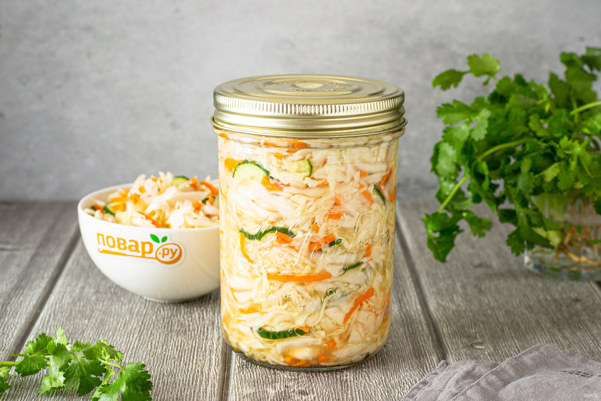Капуста маринованная в банках фото Вкусная маринованная капуста на зиму в банках - пошаговый рецепт с фото на Повар