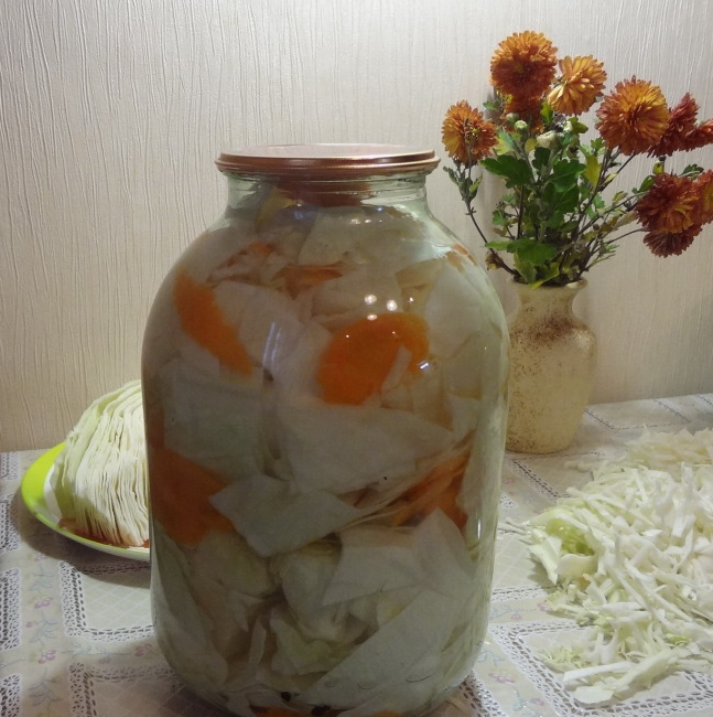 Капуста маринованная в банках фото Маринованная капуста на зиму (очень вкусная) - пошаговый рецепт с фото на Повар.