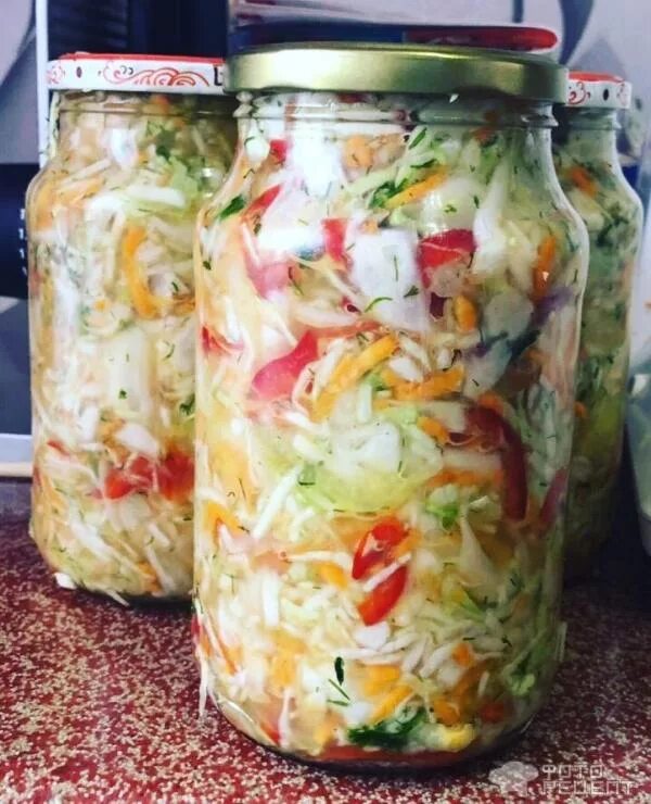 Капуста на зиму салаты фото Рецепт: Салат из белокочанной капусты С болгарским перцем