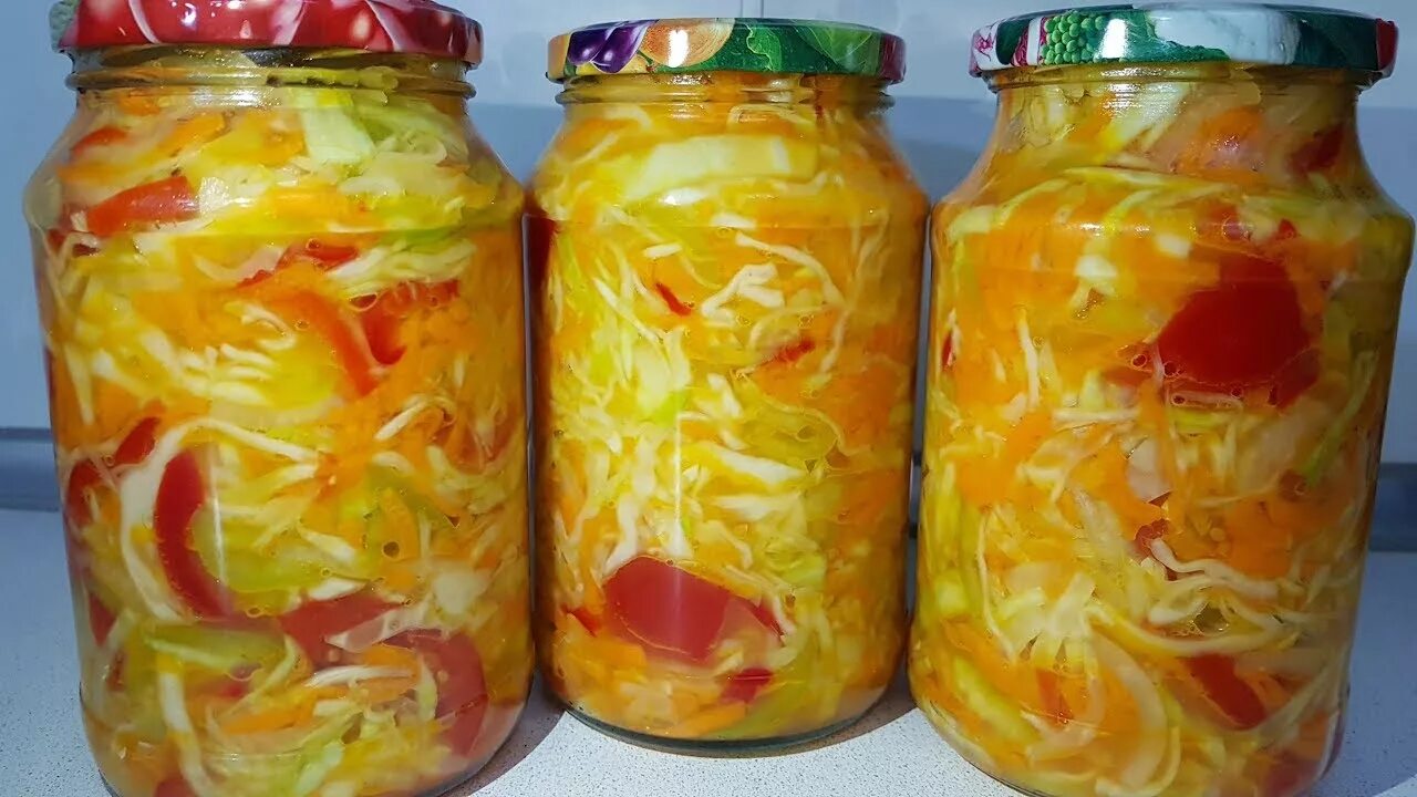 Капуста на зиму салаты фото Съедается как семечки!!! Хрустящий Салат из КАПУСТЫ НА ЗИМУ по БАБУШКИНОМУ РЕЦЕП