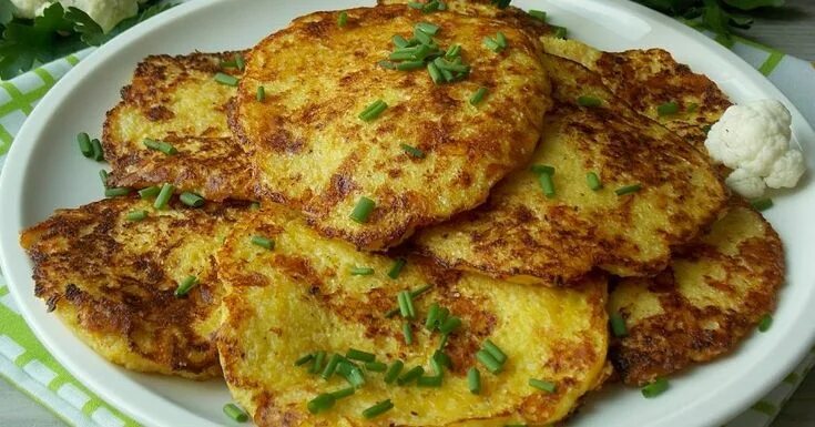 Капуста оладьи рецепты с фото Как приготовить непередаваемо вкусные оладьи из цветной капусты. Блаженство в зо