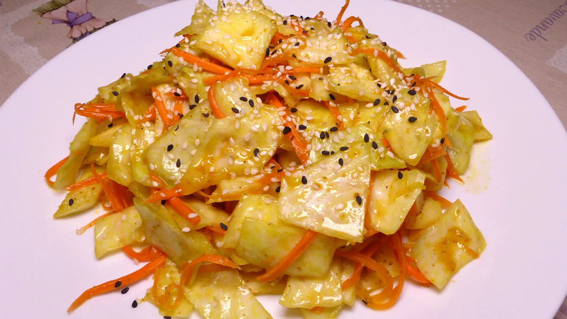 Капуста по корейски фото Капуста по-корейски - пошаговый рецепт с фото (4325 просмотров)