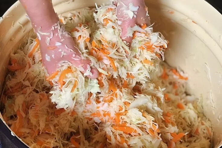 Капуста рецепт фото Сколько моркови нужно для квашения капусты? Сделайте так - и не прогадаете - Tel