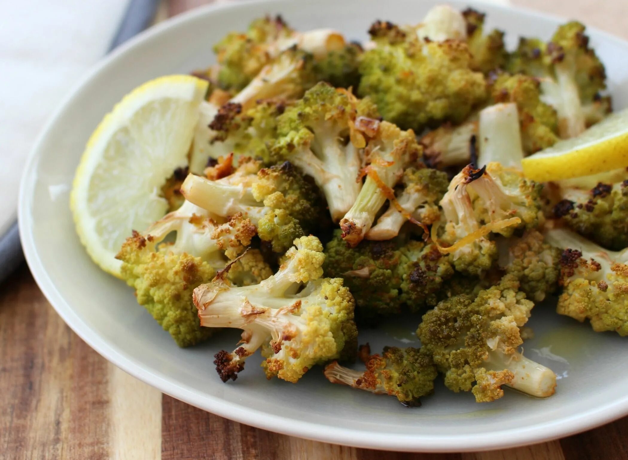 Капуста романеско как готовить рецепты с фото Roasted Romanesco with Garlic and Lemon - Oliver's Markets