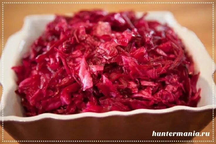 Капуста с свеклой фото пошагово Солёная капуста со свеклой (рецепт) http://www.huntermania.ru/2015/12/solyonaya-