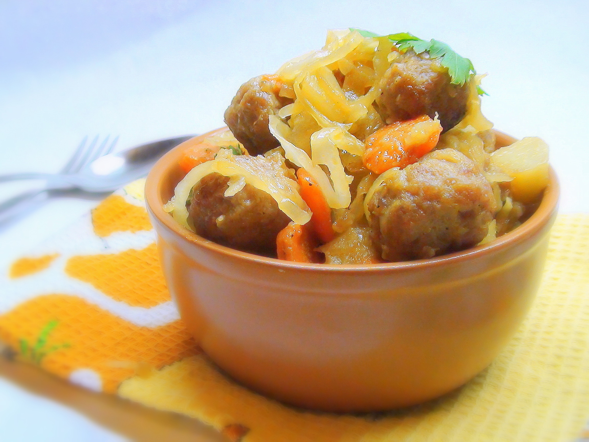 Капуста с тефтелями рецепт с фото Овощное рагу с кислой капустой и тефтелями. капуста - на столе не пусто :) - пош