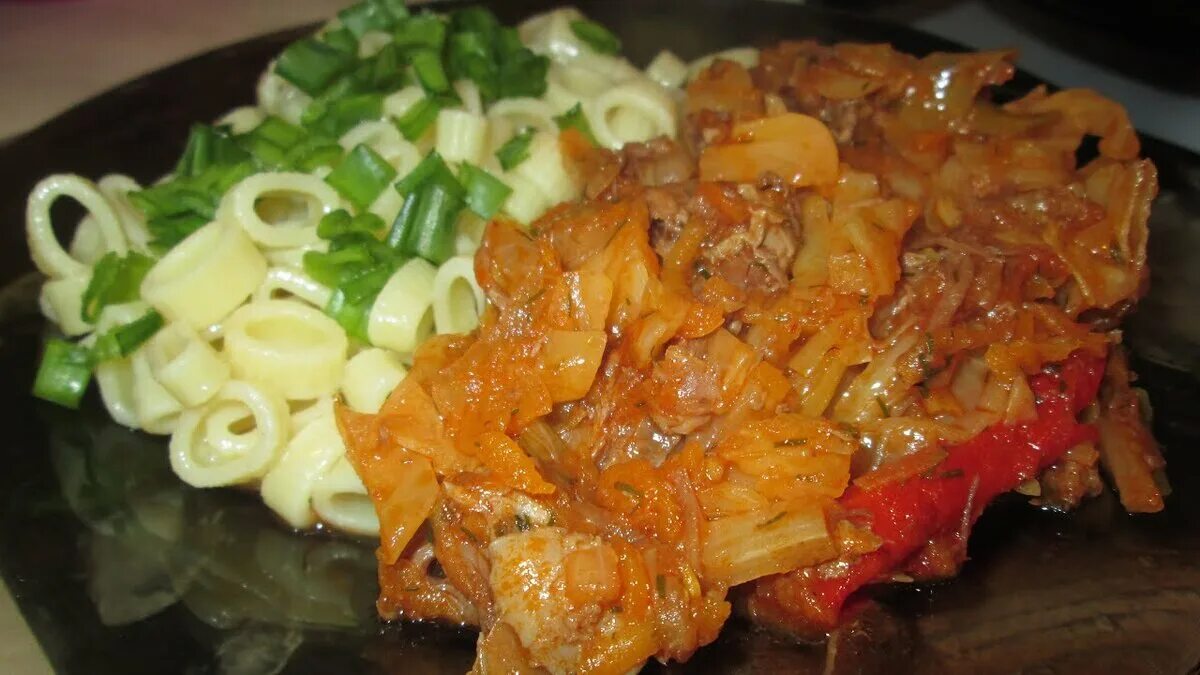 Капуста с тушенкой рецепт с фото Капусту готовлю только так. Очень вкусная и сытная тушеная капуста с говяжьей ту