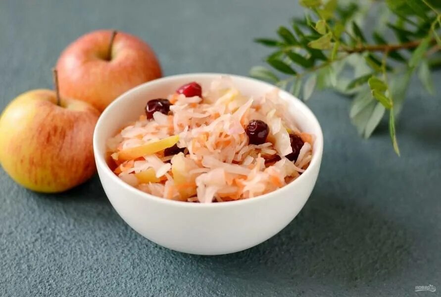 Капуста с яблоками рецепт с фото Квашеная капуста с клюквой и яблоками - пошаговый рецепт с фото на Повар.ру