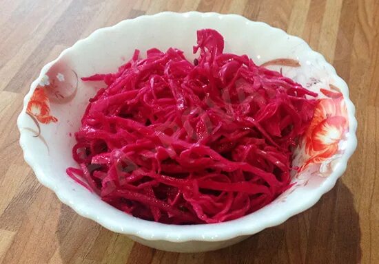 Капуста со свеклой фото Маринованная капуста со свеклой и чесноком - пошаговый рецепт с фото