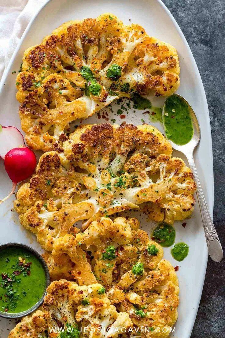 Капуста стейк рецепты с фото Roasted Cauliflower Steaks Recipe Cauliflower steaks recipes, Healthy recipes, V