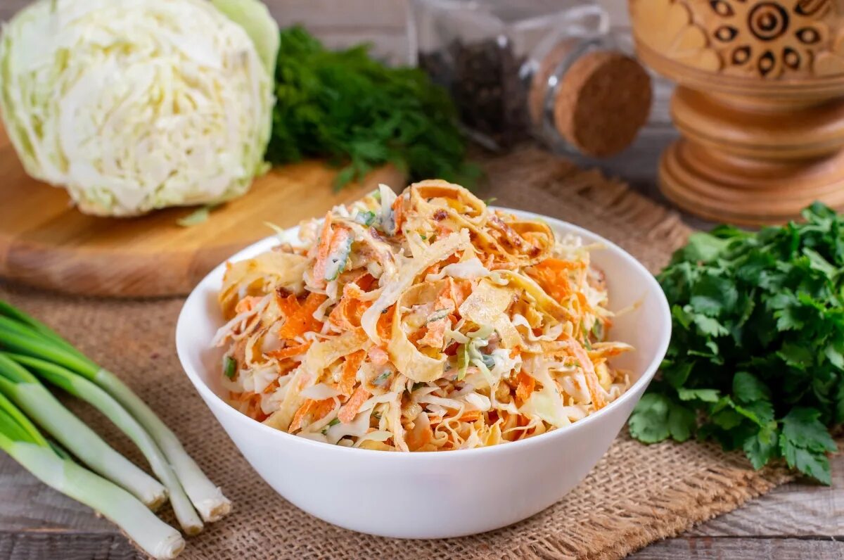 Капуста свежая рецепты с фото Салат с капустой, морковью и яичными блинчиками: рецепт пошаговый с фото Меню не
