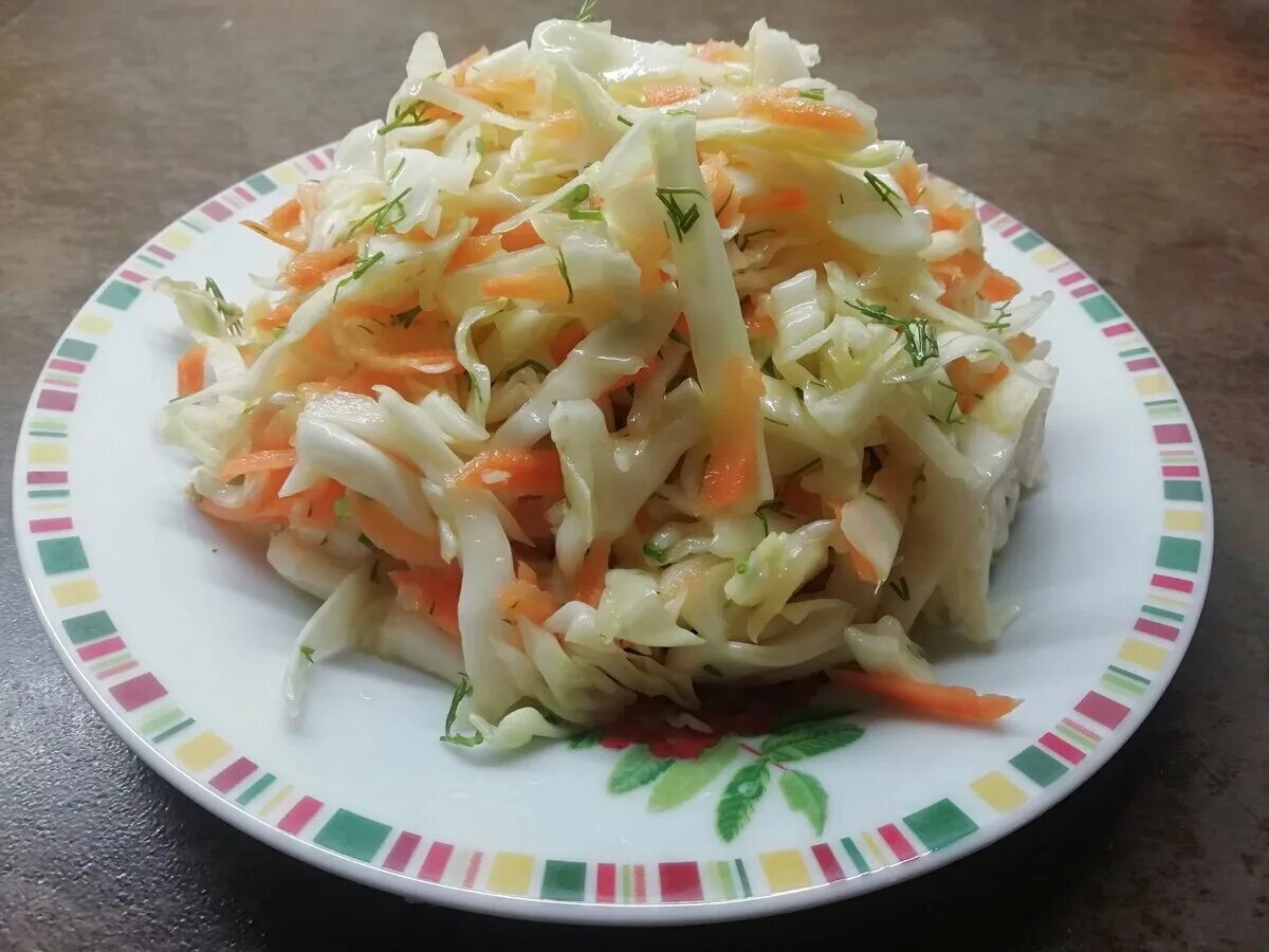 Капуста свежая рецепты с фото Рецепт салата из свежей капусты и моркови без уксуса Домашняя еда Дзен