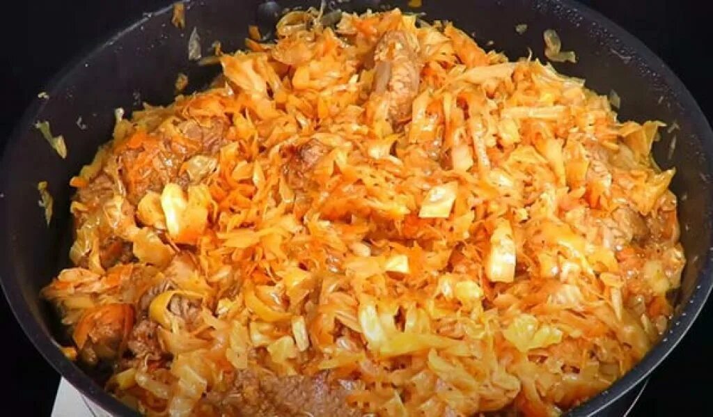 Капуста тушеная на сковороде рецепт с фото Картинки ТУШЕНАЯ КАПУСТА С МЯСОМ СВИНИНОЙ