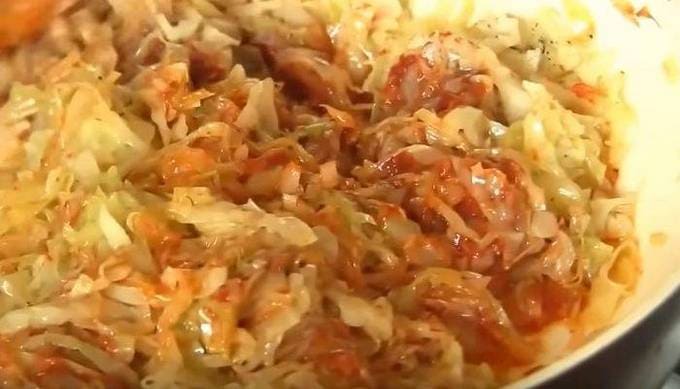 Капуста тушеная пошаговое фото Тушеная капуста с сосисками - 10 очень вкусных рецептов с фото пошагово