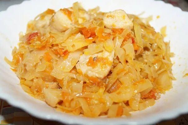 Капуста тушеная рецепты очень вкусно фото Cabbage with pork stew in the cassock. For those who love cabbage... Ingredients