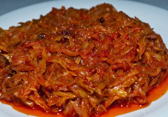 Капуста тушеная рецепты очень вкусно фото Очень вкусная тушеная капуста фото - Тоши Суши