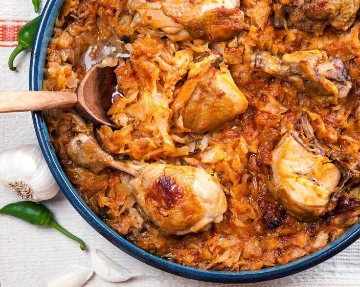 Капуста тушеная с курицей рецепт фото Тушеная капуста с курицей Рецепт Болгарские рецепты, Идеи для блюд, Еда