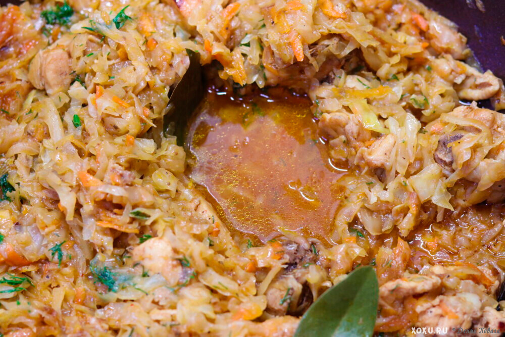 Капуста тушеная в духовке рецепты фото Тушеная капуста с курицей - Вкусные рецепты