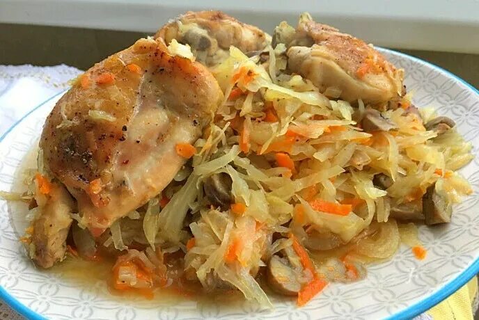 Капуста тушеная в духовке рецепты фото Не жарю и не тушу. Готовлю капусту с курицей По-деревенски. Очень вкусно и. Будн