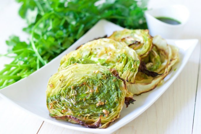 Капуста в яйце с фото Garlic Rosemary Roasted Cabbage Steaks Recipes to Nourish