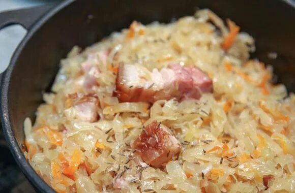 Капуста вкуснее мяса рецепт с фото Бигус из квашеной капусты Recipe Food, Rice, Grains