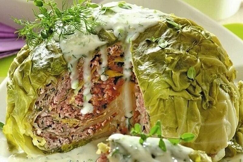 Капуста вкуснее мяса рецепт с фото Бабушки готовят: Селедочный жур, паштет в духовке и кочан в ореховом соусе Моско