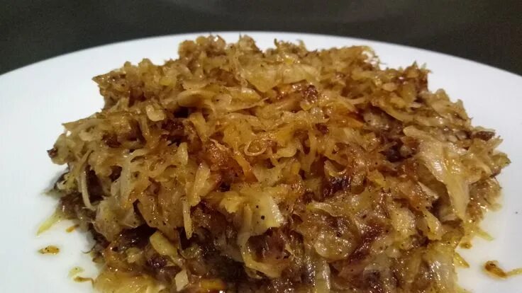 Капуста жареная на сковороде рецепт с фото Жареная капуста с луком .Готовить просто, а получается невероятно вкусно! Идеи д