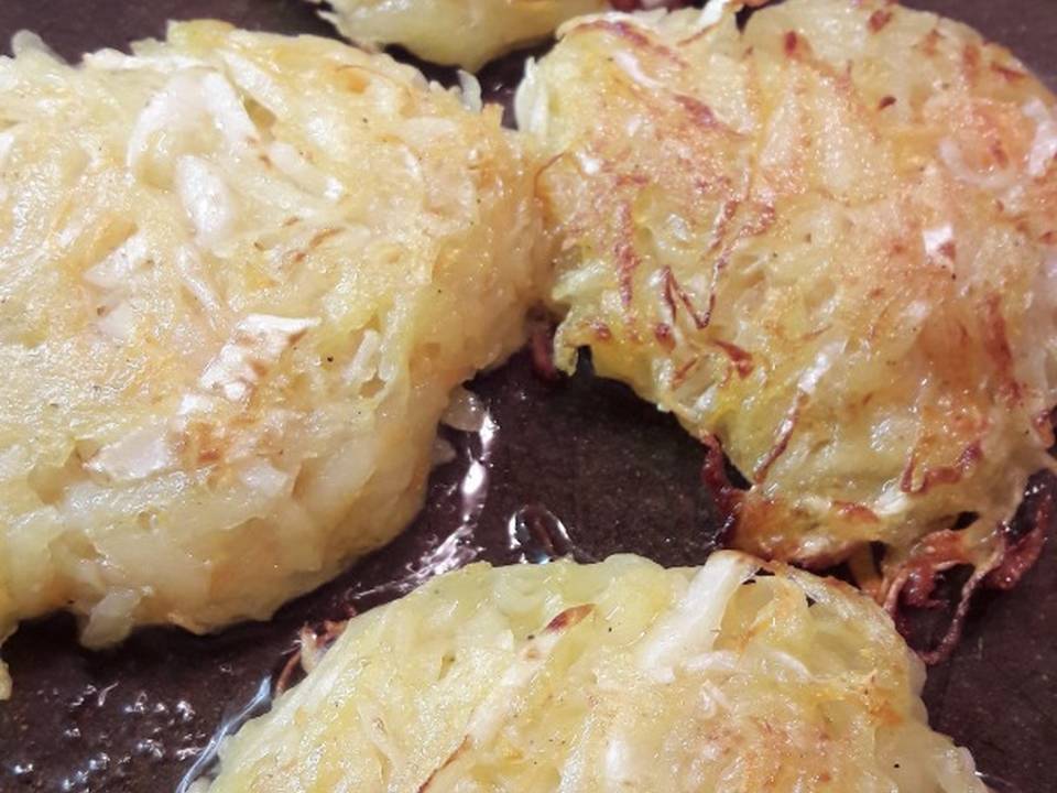 Капустные драники на сковороде рецепт с фото Капустные драники: рецепт с фото пошагово