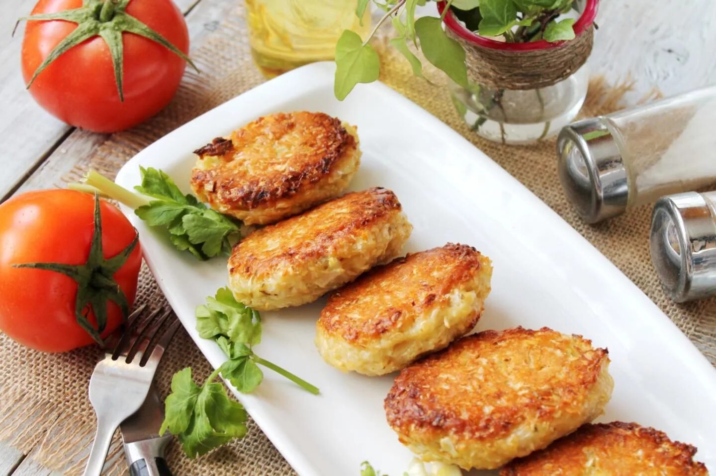 Капустные котлеты фото Капустные котлеты в духовке рецепт с фото пошагово - 1000.menu