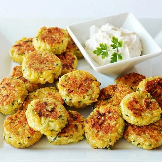 Капустные котлеты рецепты с фото простые Zucchini Corn Cakes. Zucchini Corn Cakes with Sour Cream Dipping Sauce #vegan #r