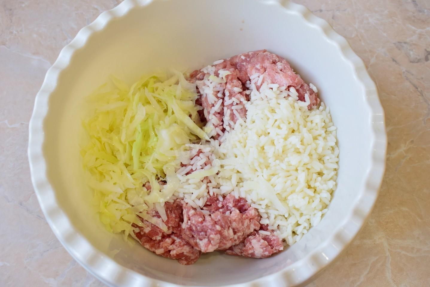 Капусты с рисом фаршем фото Ленивые голубцы в мультиварке с капустой рисом и фаршем рецепт с фото пошагово -