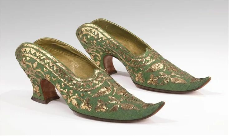 Капусы обувь фото Mules, Pierre Yantorny (Italian, 1874–1936), silk, metal, French Старые ботинки,