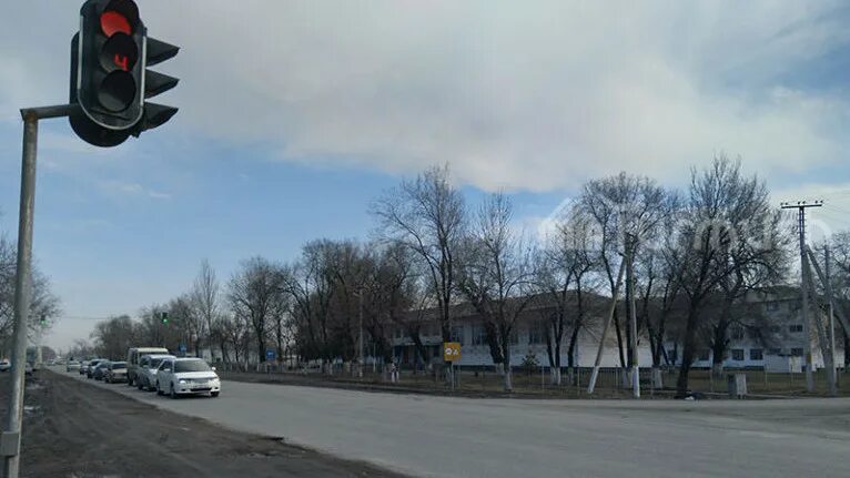 Кара балта фото города Turmush: Жители Кара-Балты просят увеличить время работы светофора на опасном пе