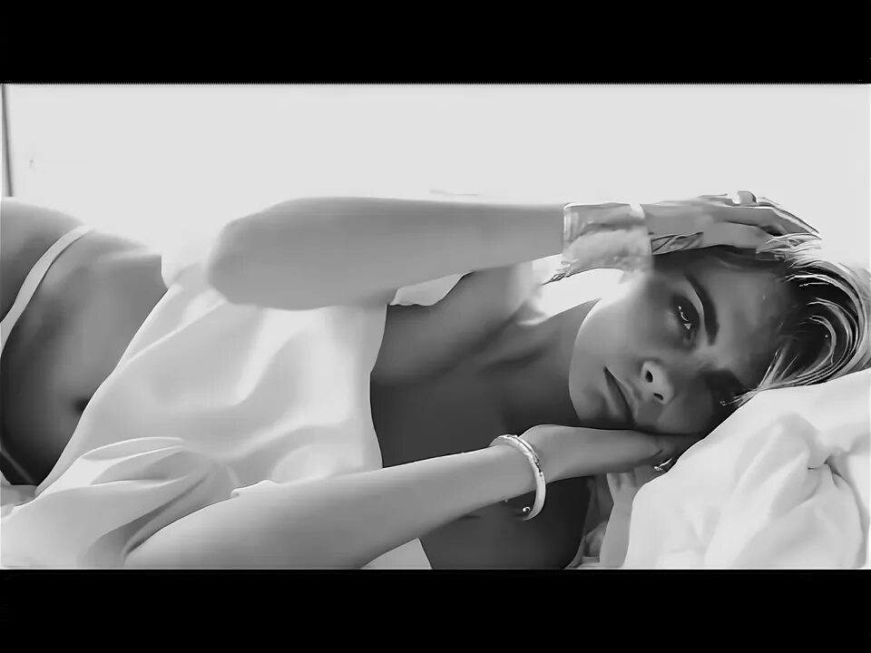 Кара делевинь откровенные фото Some Minutes of... Cara Delevingne - YouTube