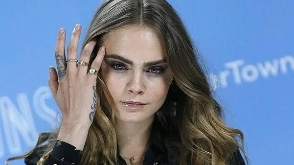 Кара делевинь сейчас фото Pin by Karen Funes on Cara Delevingne Cara delevingne, Cara, Beauty