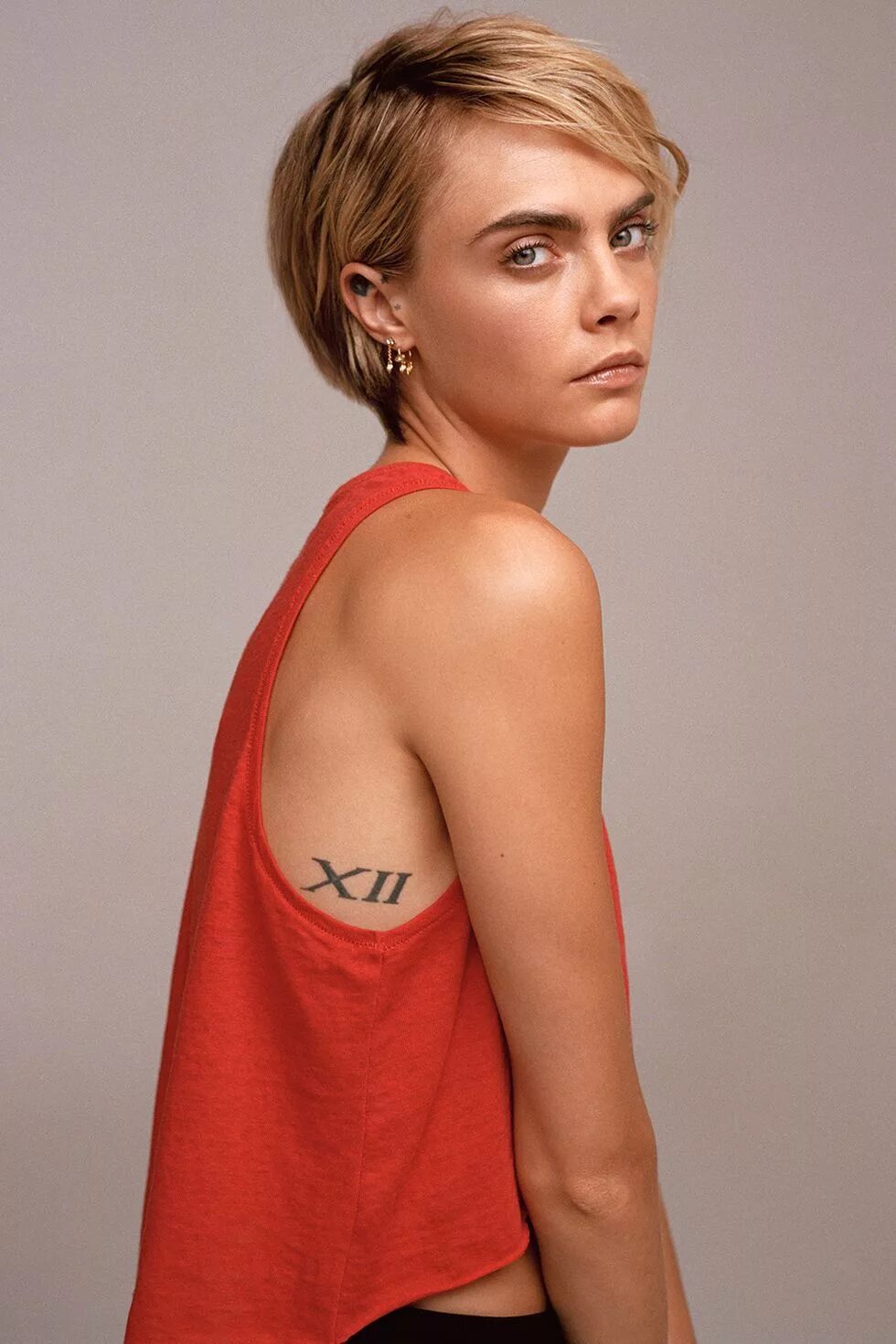 Кара делевинь стрижка каре Cara Delevingne and Rita Ora on social media and self-expression Cara delevingne