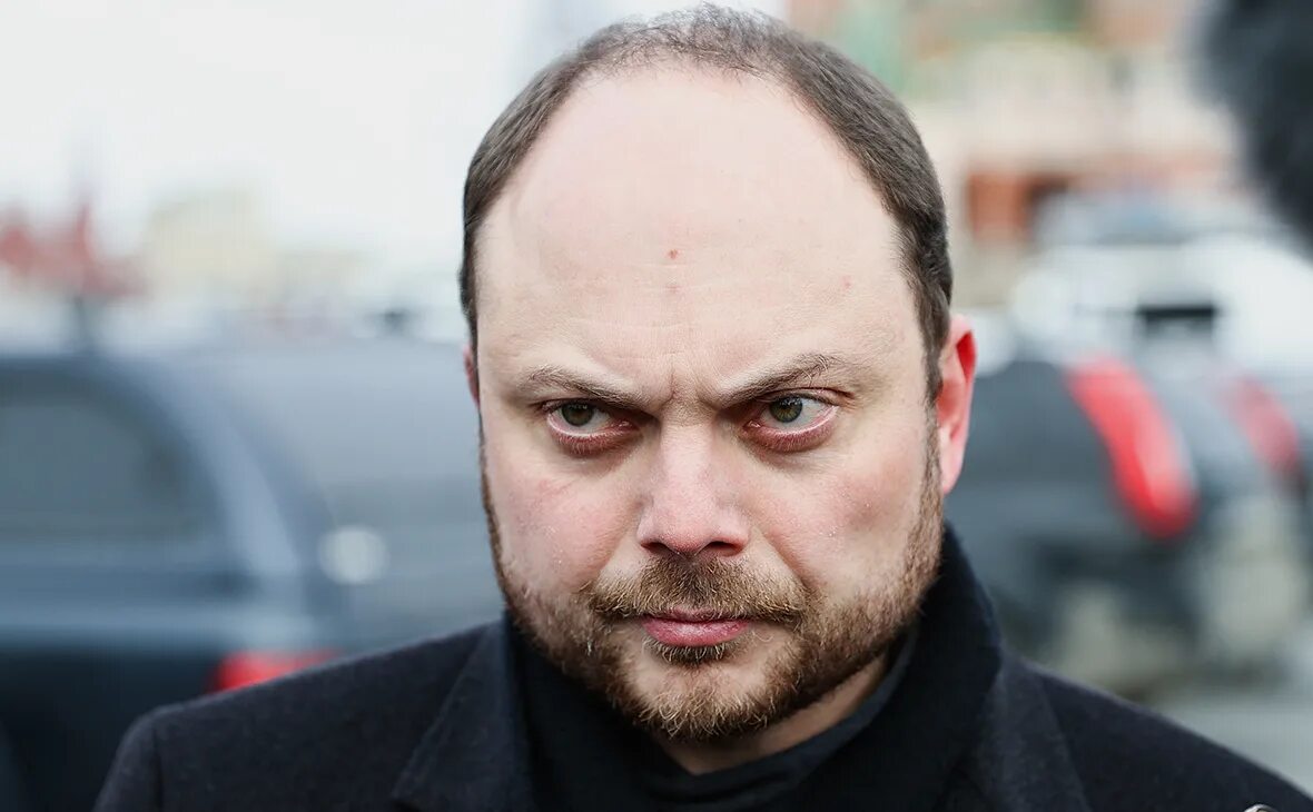 Кара мурза старший фото Полиция задержала оппозиционера Владимира Кара-Мурзу - РБК