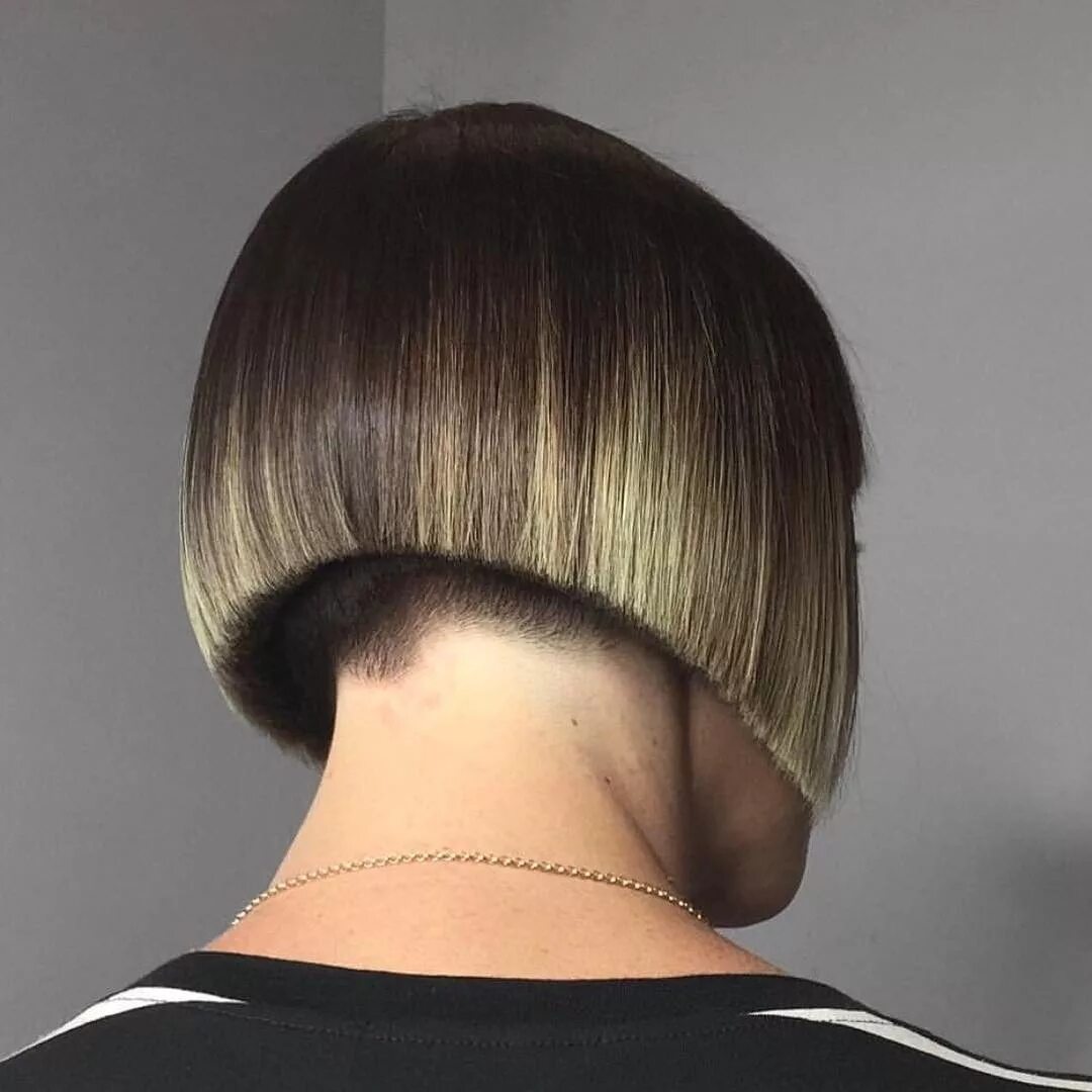 Кара на ножке фото Instagram post by Shannel Mariano * Apr 13, 2017 at 2:32pm UTC Edgy short hair, 
