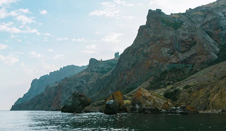 Карадагский заповедник фото Крымская весна на Кара-Даге: 18 марта посетить заповедник можно по льготной цене