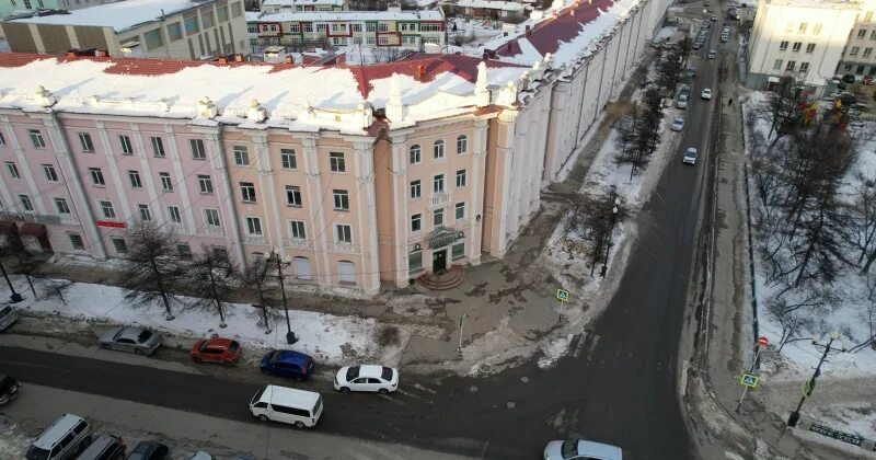Карамель площадь горького 6а магадан фото 21 февраля 1953 года в Магадане на площади Горького начала работу аптека № 3 " К
