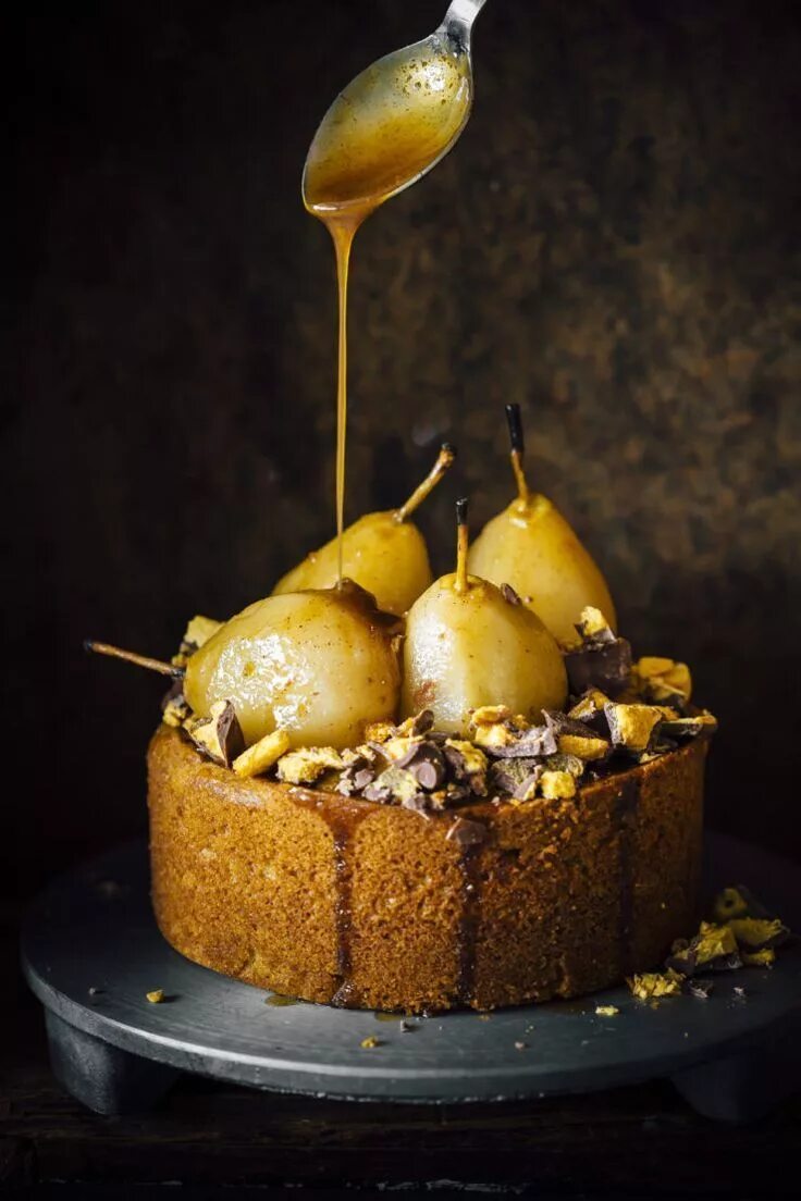 Карамелизированная груша для торта для декора Ginger Cake With Salted Caramel Poached Pears - Sugar et al Desserts, Ginger cak