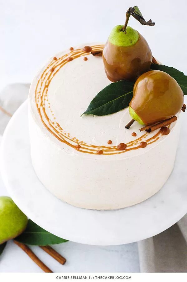 Карамелизированная груша для торта для декора Celebrate the Season with These Super Flavorful Fall Cakes Thanksgiving cakes, C