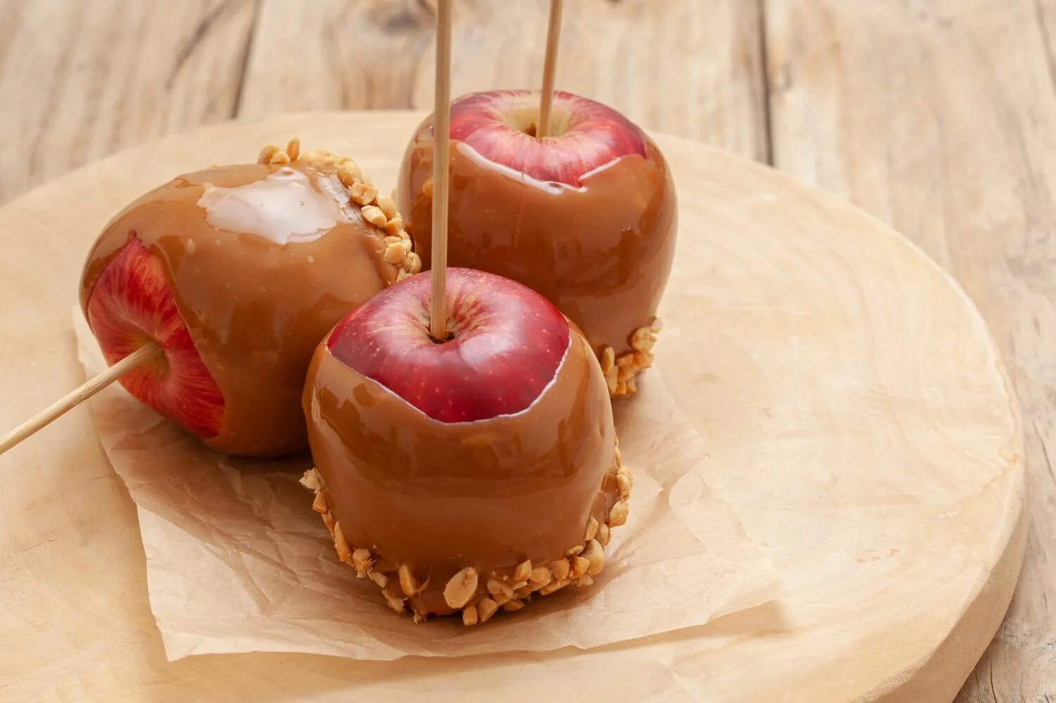 Карамелизированные яблоки фото 12 Best Apple Recipes to Make This Fall