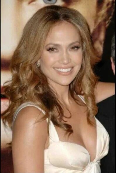 Карамельный цвет волос фото для карих глаз Jennifer Lopez caramel hair Hair color caramel, Caramel hair, Long hair styles