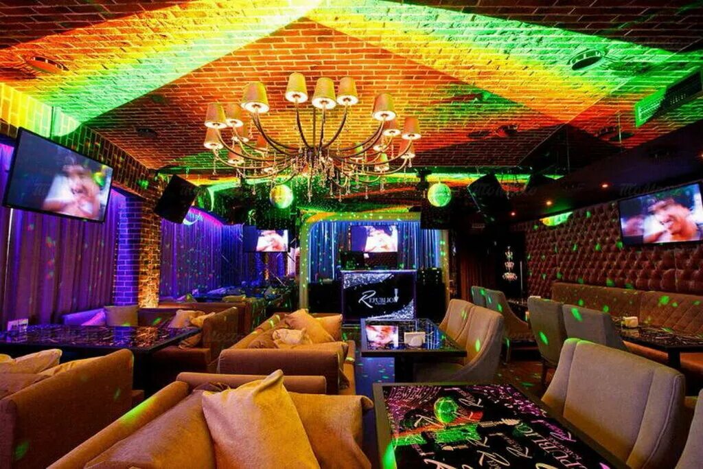 Караоке бар ул ленина 4 фото Republic, karaoke, Россия, Москва, Волоколамское шоссе, 124 - Yandex.Maps