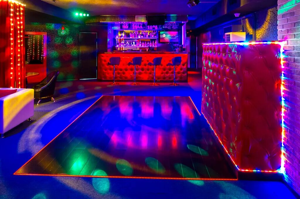 Караоке клуб опера к1215 зеленоград фото Panorama: Karaoke-bar Lya-fa, karaoke, Moscow, Leskova Street, 26А - Yandex Maps