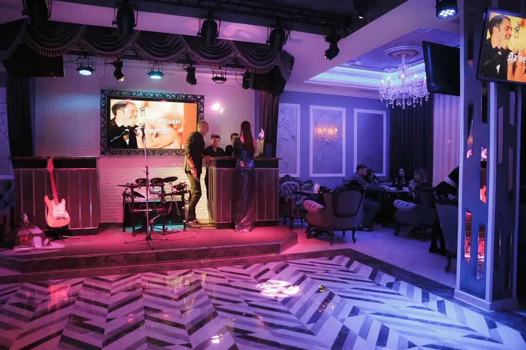 Караоке театр ул рокоссовского 29а фото Karaoke Theatre, karaoke, Россия, Волгоград, улица Рокоссовского, 29А - Yandex M