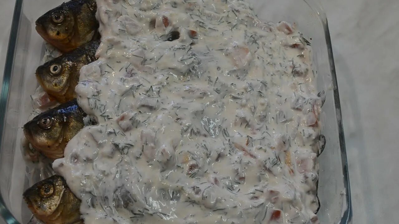 Карась в духовке со сметаной фото КАРАСИ запеченные в духовке со СМЕТАНОЙ/Очень Вкусный и Легкий рецепт ! - YouTub